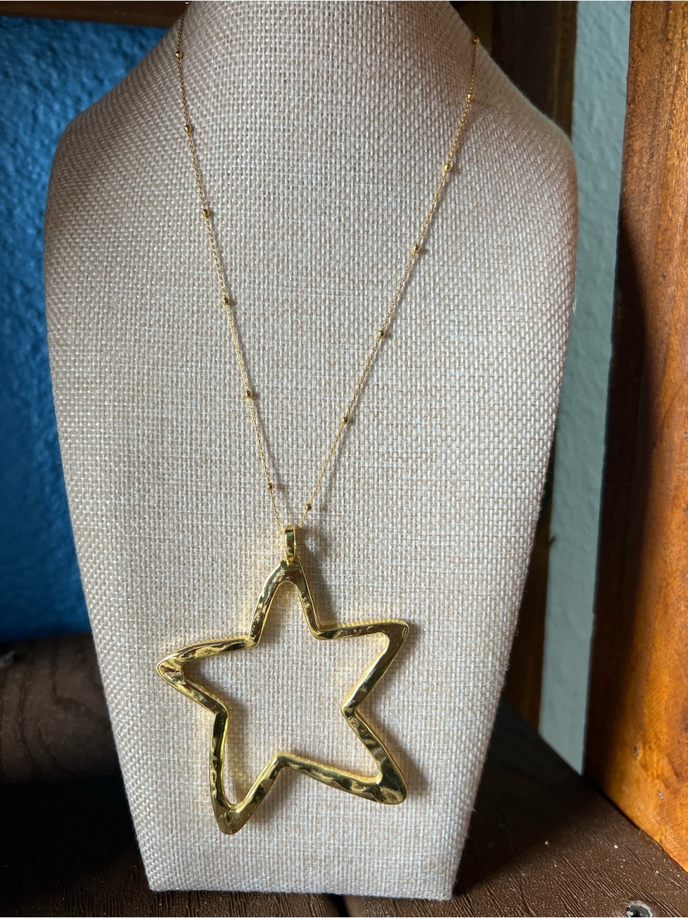 Gold Star Pendant Necklace - Bold Open Star